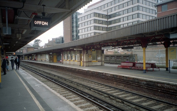 Bromley South 27th February 2004