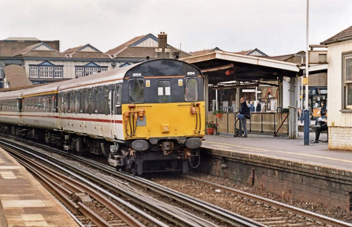 GLV No. 9104: Clapham Junction